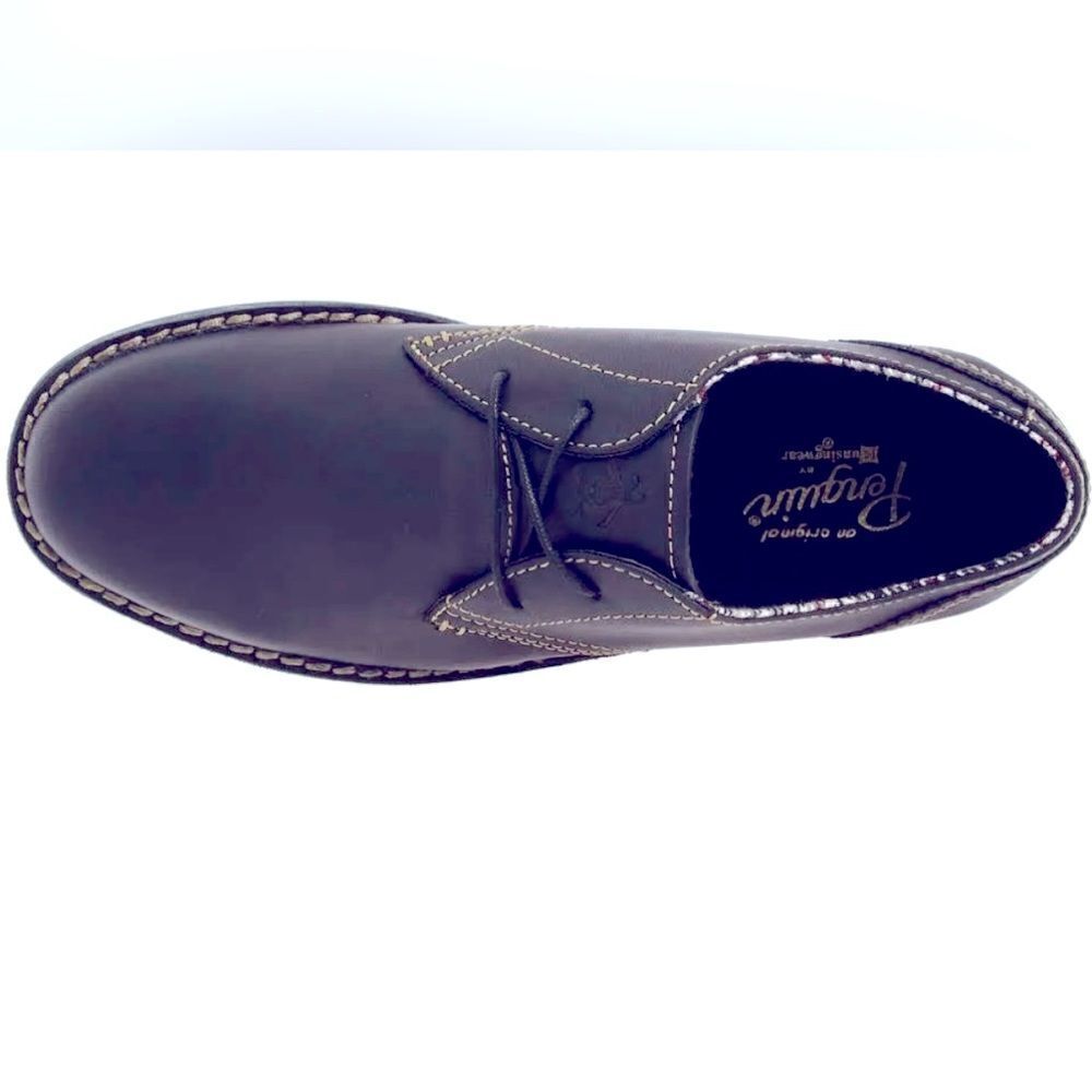 Waylon Nubuck Lace Up Oxford Cub
by Original Penguin; Size 11, Like New!